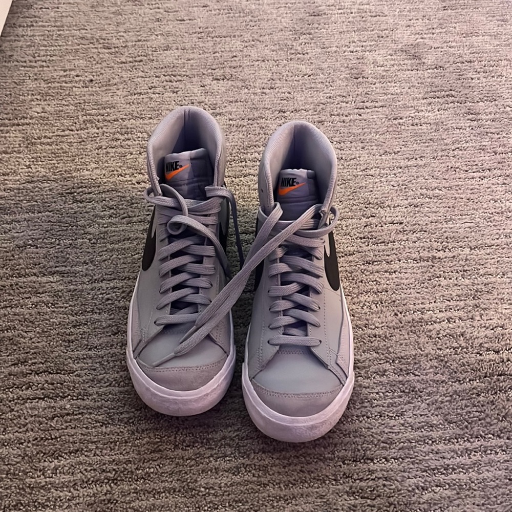 Nike grey mid blazers